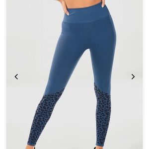 NWOT Blue leopard print Fabletics leggings